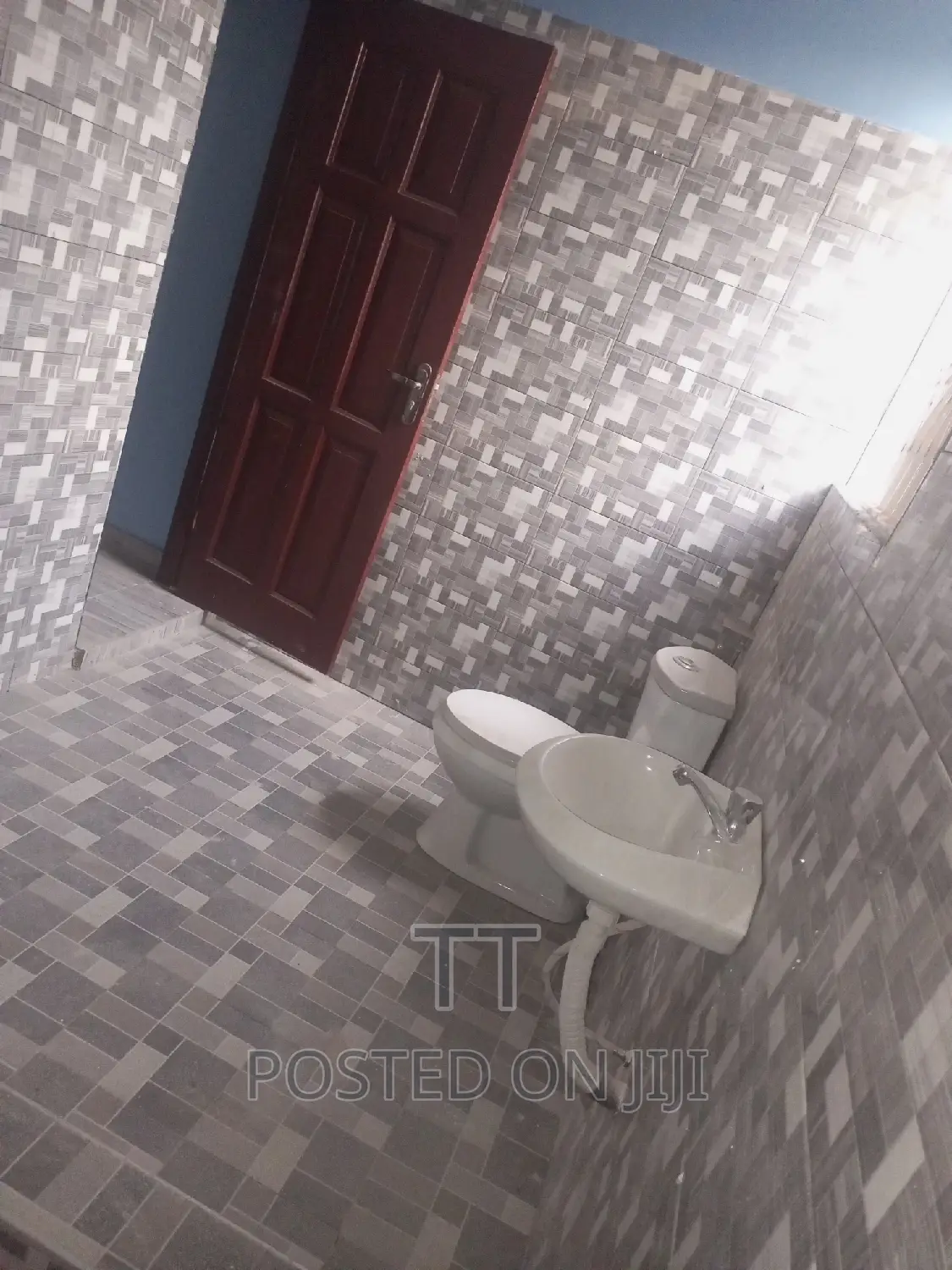 1bdrm Apartment in Teshie Camp for rent