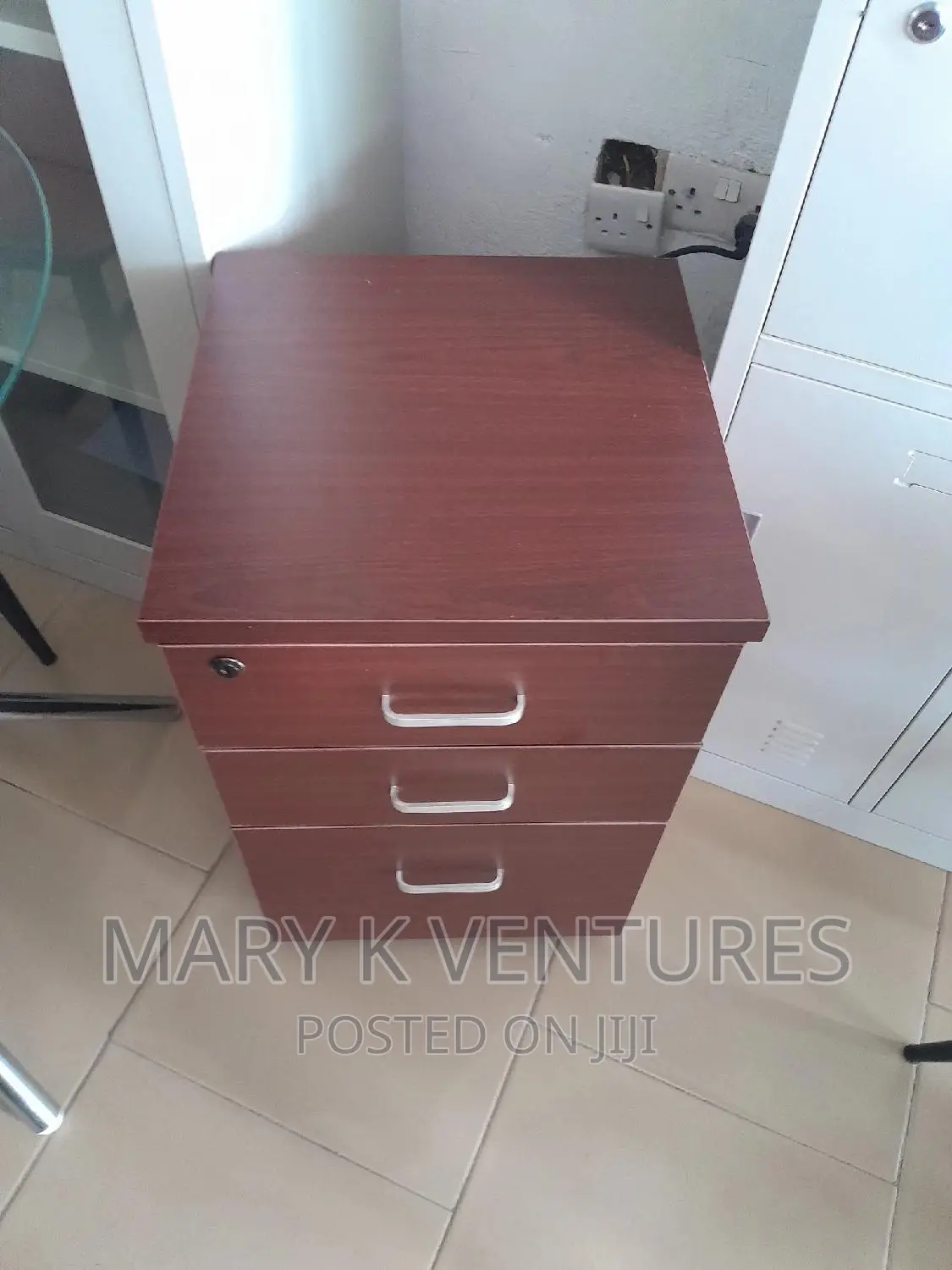 Mobile Drawer