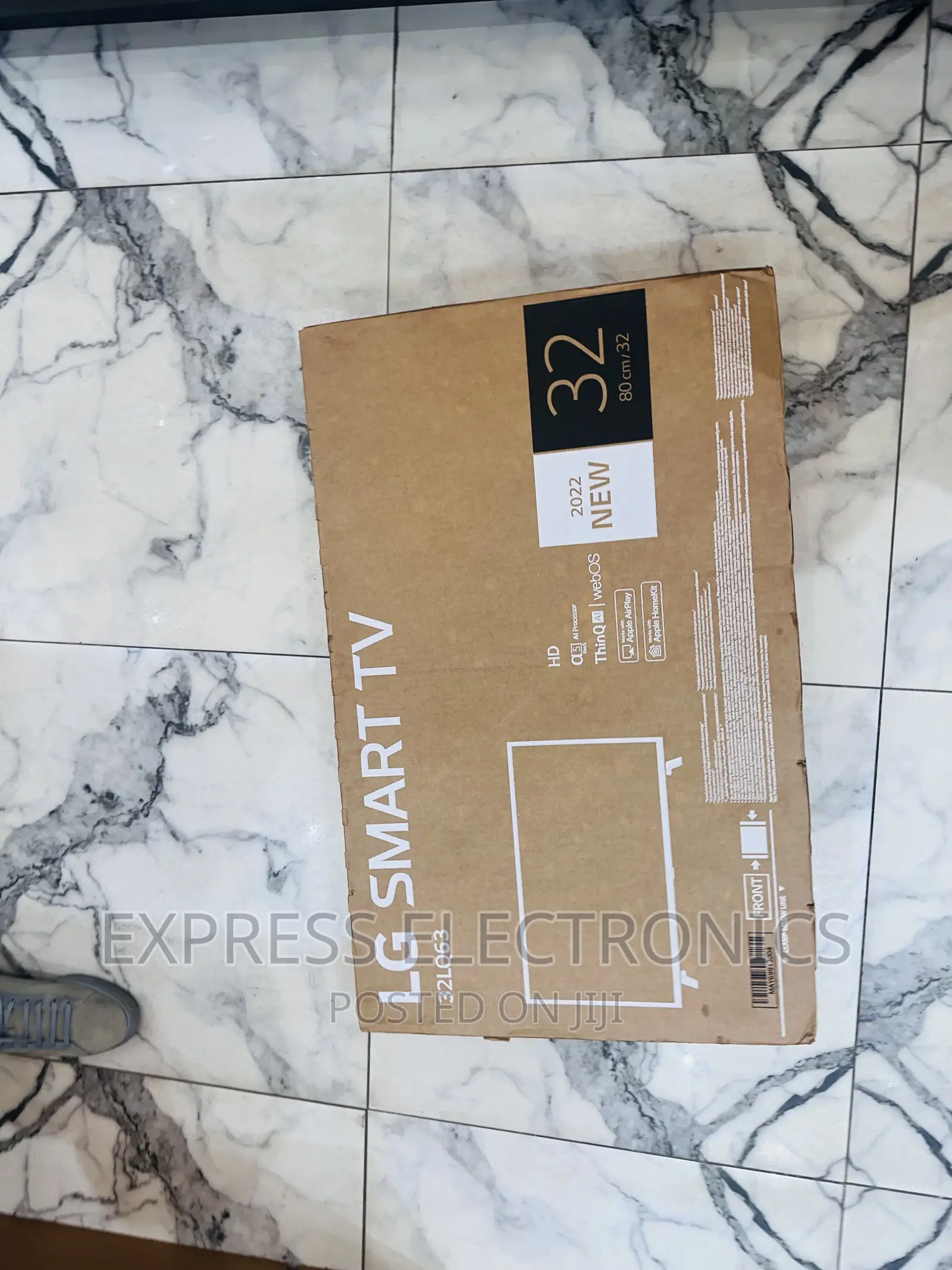SLEEK Slim FHD Smart 32”Lq630