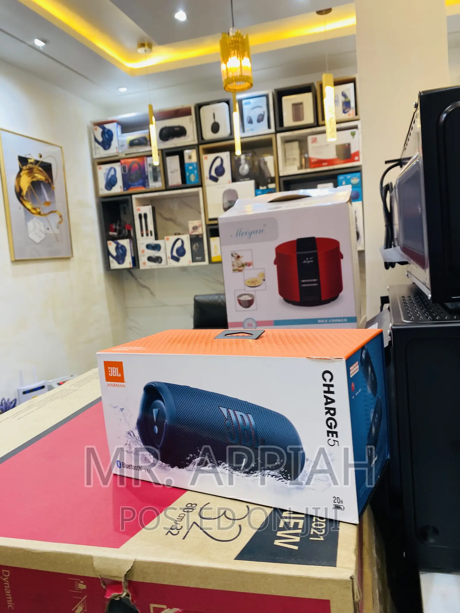 Newly in Stock JBL Charge 5 Bluetooth Speaker,Blue Black