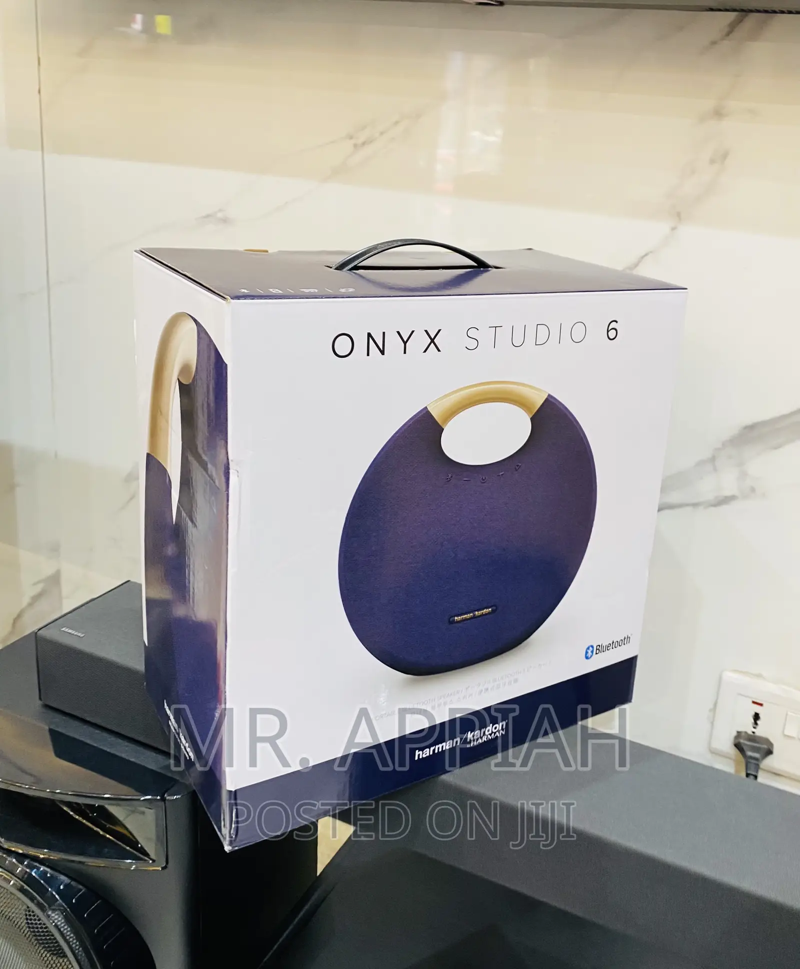 Brand New Onyx Studio 6 Bluetooth Speaker(Blueblack).