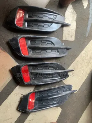 2016 Honda Civic Rear Bumper Grille Reflector Bezel Cover