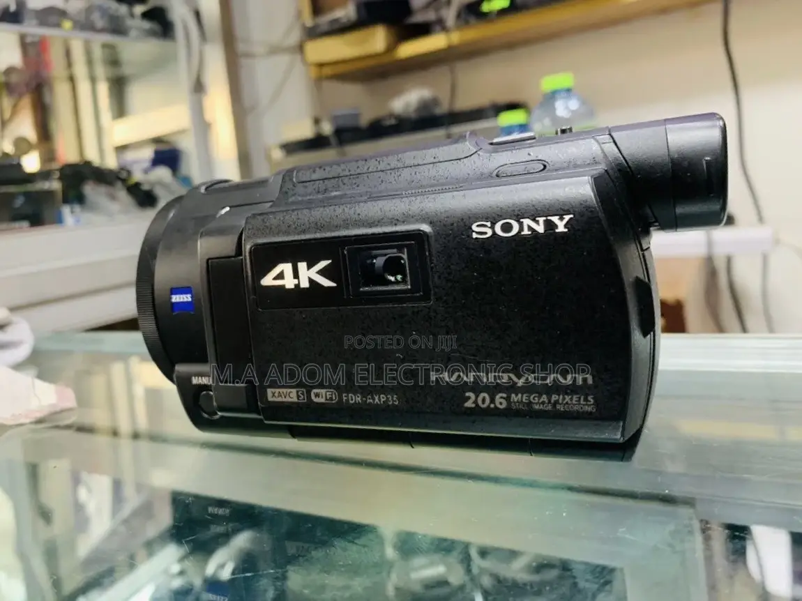 Well Design Sony FDR-AXP35 4k Ultra HD Camcorder.