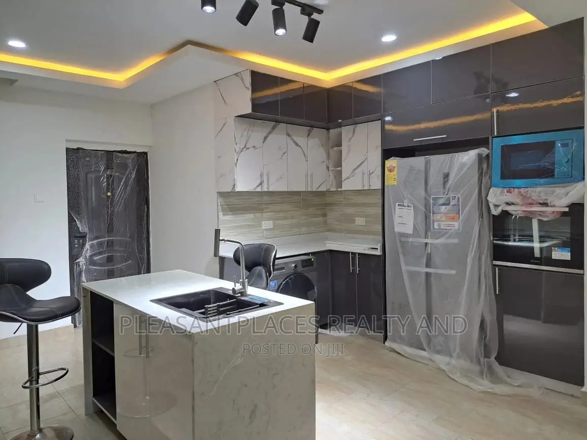 4bdrm Duplex in Pleasantplaces, Spintex for sale