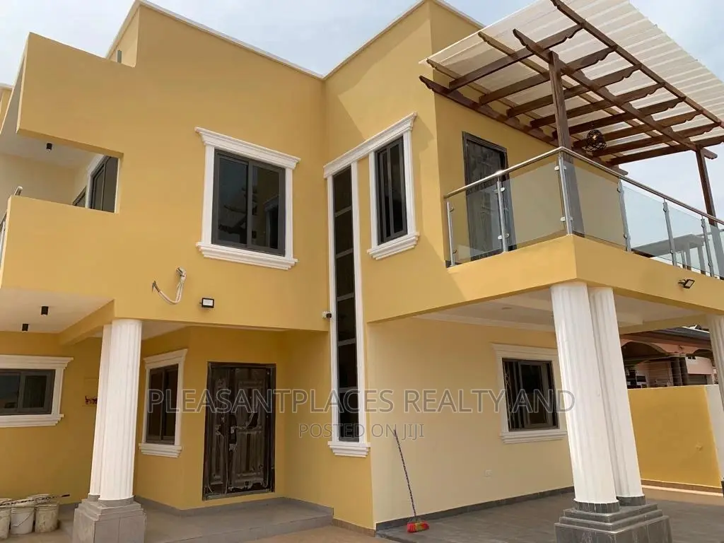 4bdrm Duplex in Pleasantplaces, Spintex for sale