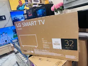 Sleek Slim FHD Smart Glossy 32”LQ63
