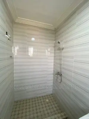 2bdrm Apartment in Pleasantplaces, Accra Metropolitan for rent