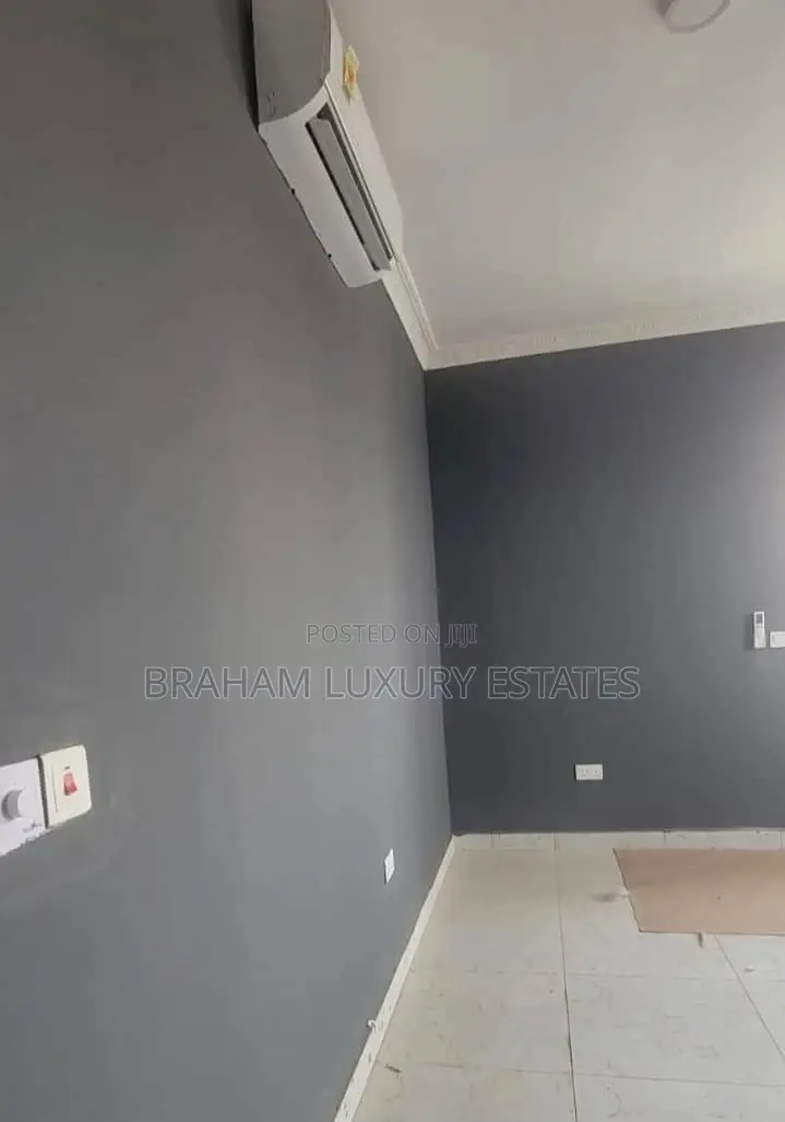 2bdrm Apartment in Lashibi, Spintex for rent
