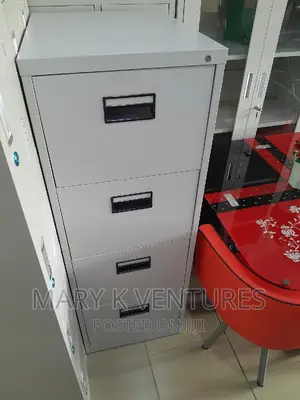 4 Doors Metal Cabinet