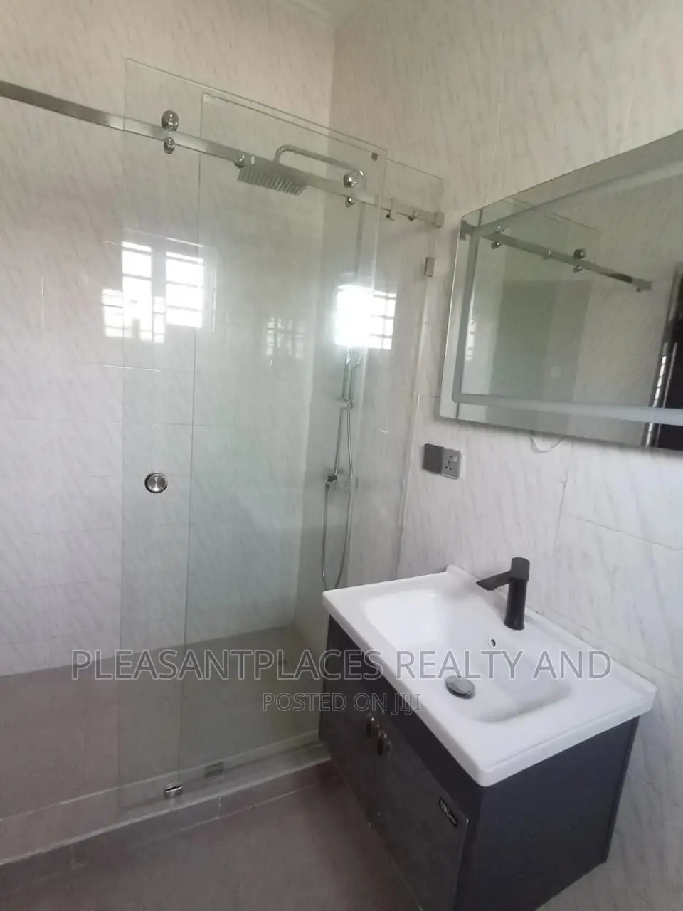 2bdrm Apartment in Pleasantplaces, School Junction for rent