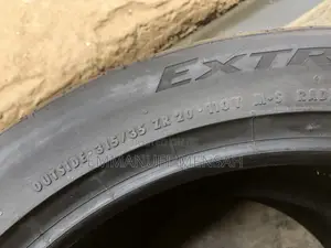 315/35r20 Continental