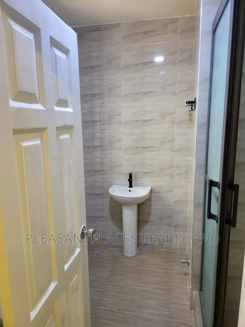 2bdrm Apartment in Pleasantplaces, Ability for rent