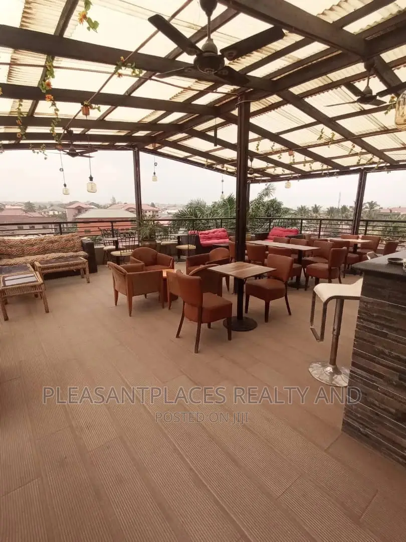 2bdrm Apartment in Pleasantplaces, West Legon for rent