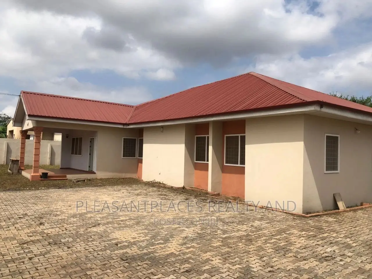 3bdrm House in Pleasantplaces, Housing Down for rent