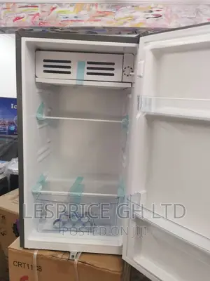 Chigo 86L// Table Top Fridge