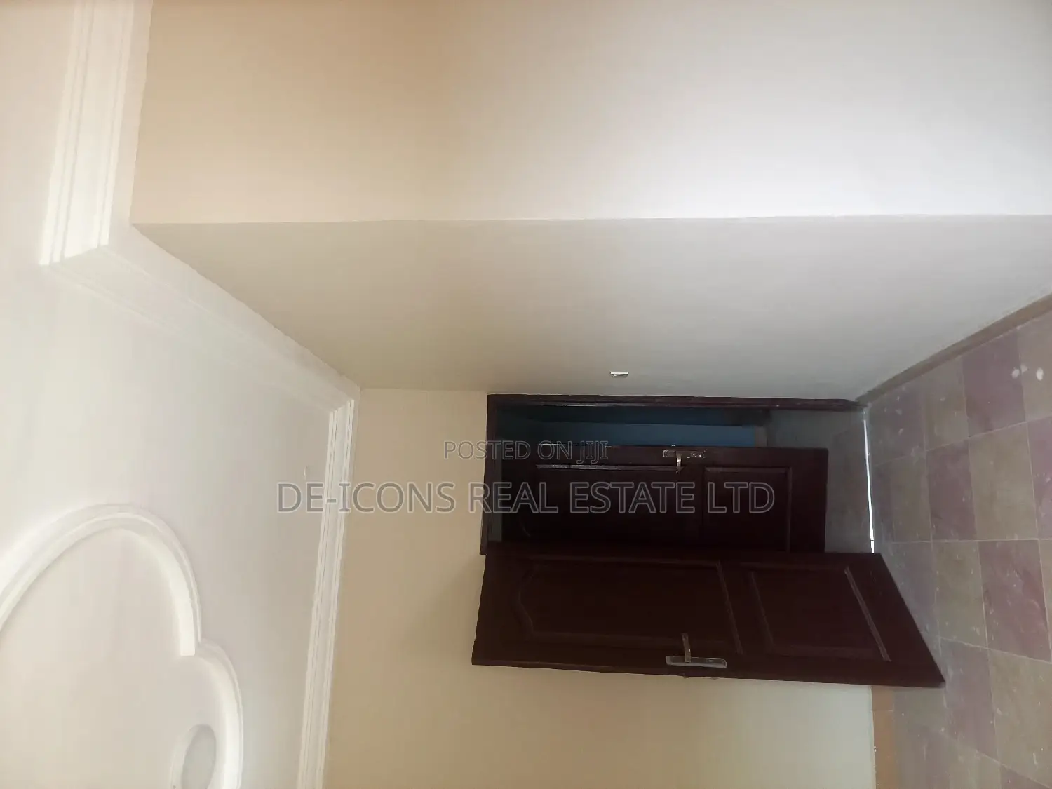 2bdrm Duplex in De-Icons Real Estate, Awutu Senya East Municipal