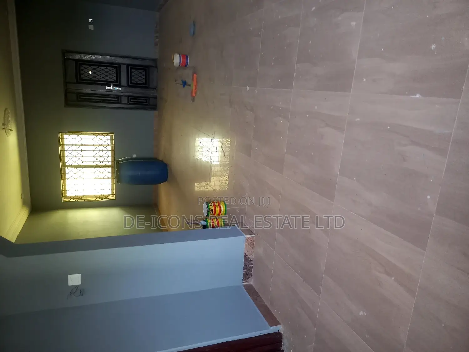 2bdrm Duplex in De-Icons Real Estate, Awutu Senya East Municipal