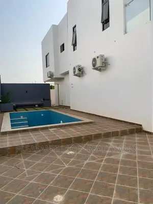 4bdrm Duplex in Pleasantplaces, East Legon for sale