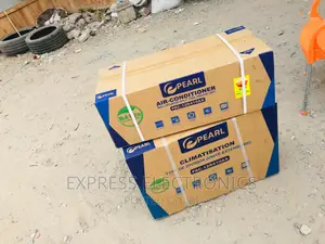 High Performance Sleek White Pearl 1.5hp R410