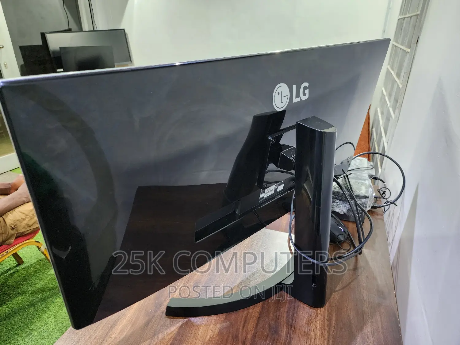 34-Inch LG Ips QHD Ultra Wide Monitor