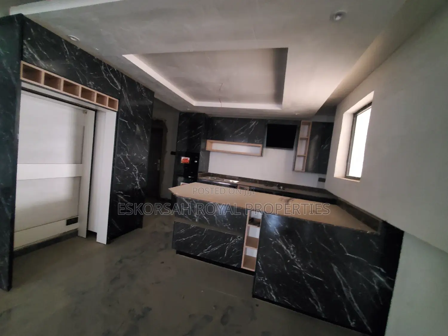 4bdrm House in School Junction for sale