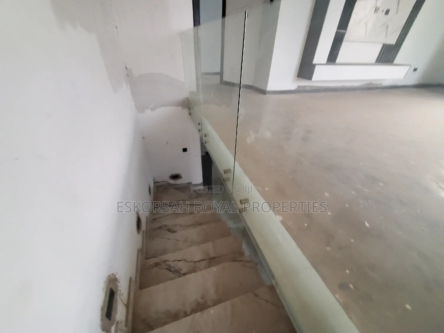 4bdrm House in School Junction for sale