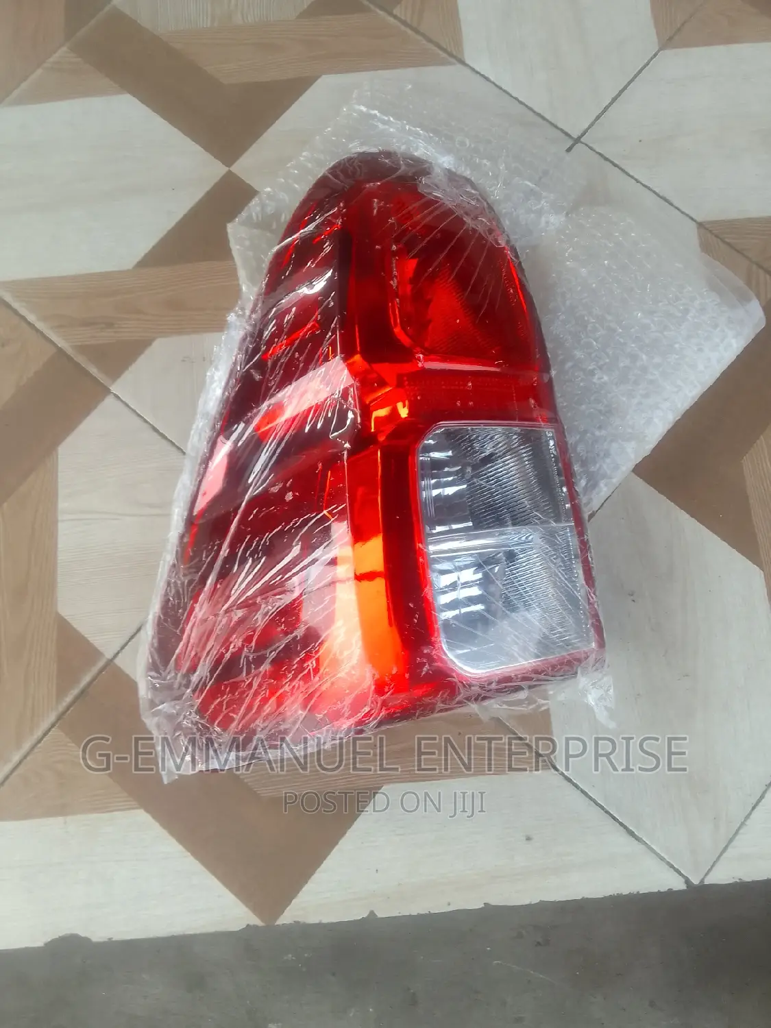TTOYOTA Hilux 2018 Tail Light Dubai. Original.