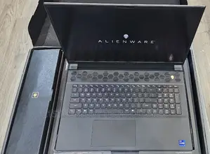 Laptop Dell Allienware M18 R1 32GB Intel Core I9 SSD 1T
