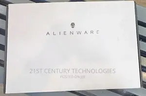 Laptop Dell Allienware M18 R1 32GB Intel Core I9 SSD 1T