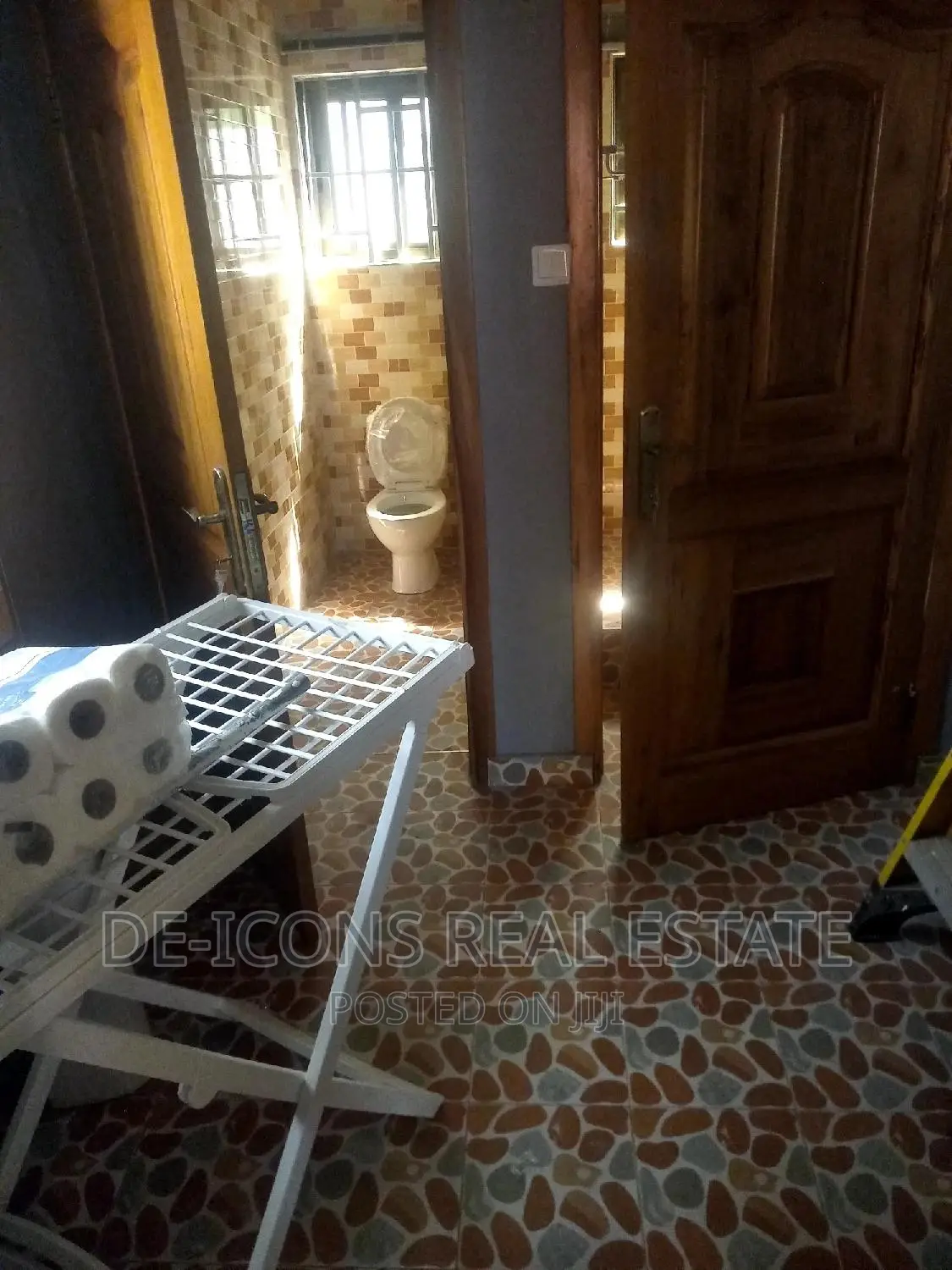 3bdrm Bungalow in De-Icons Real Estate, Ga East Municipal for rent