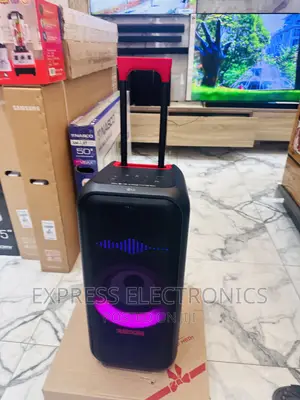 High Quality Sleek Lg Xl7s. Bluetooth Speakers