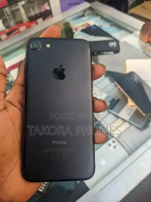 Apple iPhone 7 128 GB Black