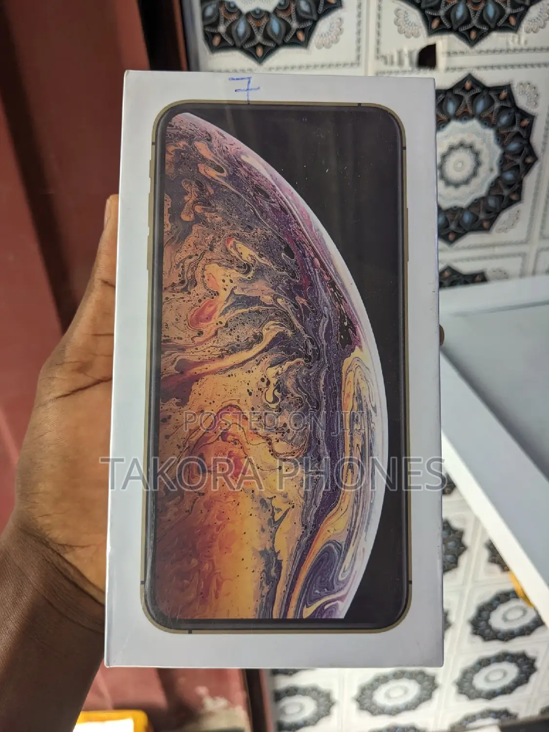New Apple iPhone XS Max 64 GB Gold