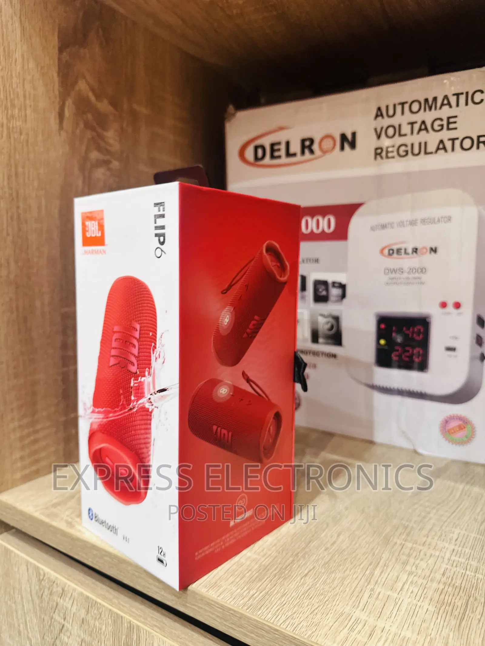 Powerful Sleek Bluetooth Speaker  JBL Flip 6