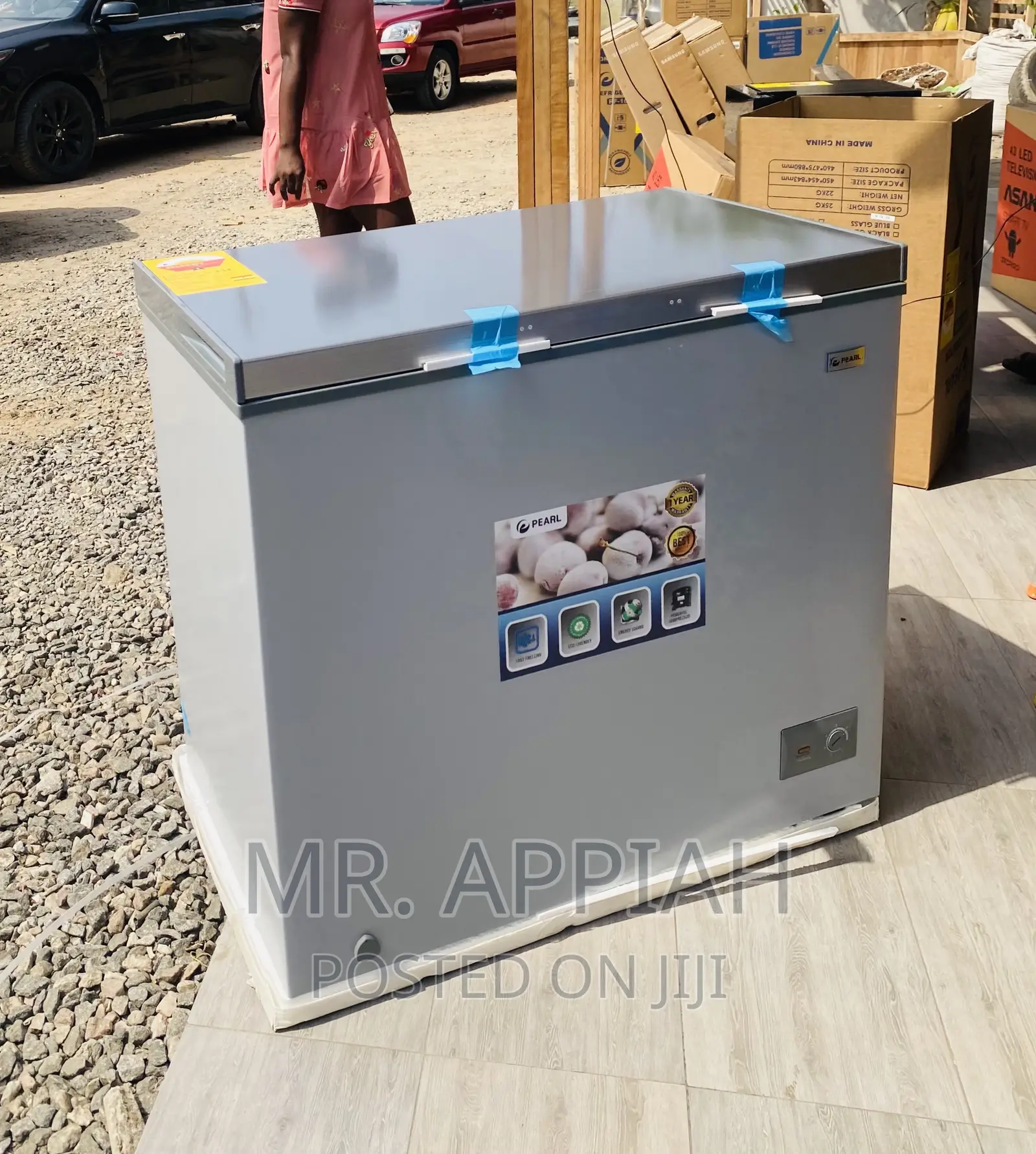 Anti-Rust Pearl PCF-208 Single Door Electric Freezer,Gray.