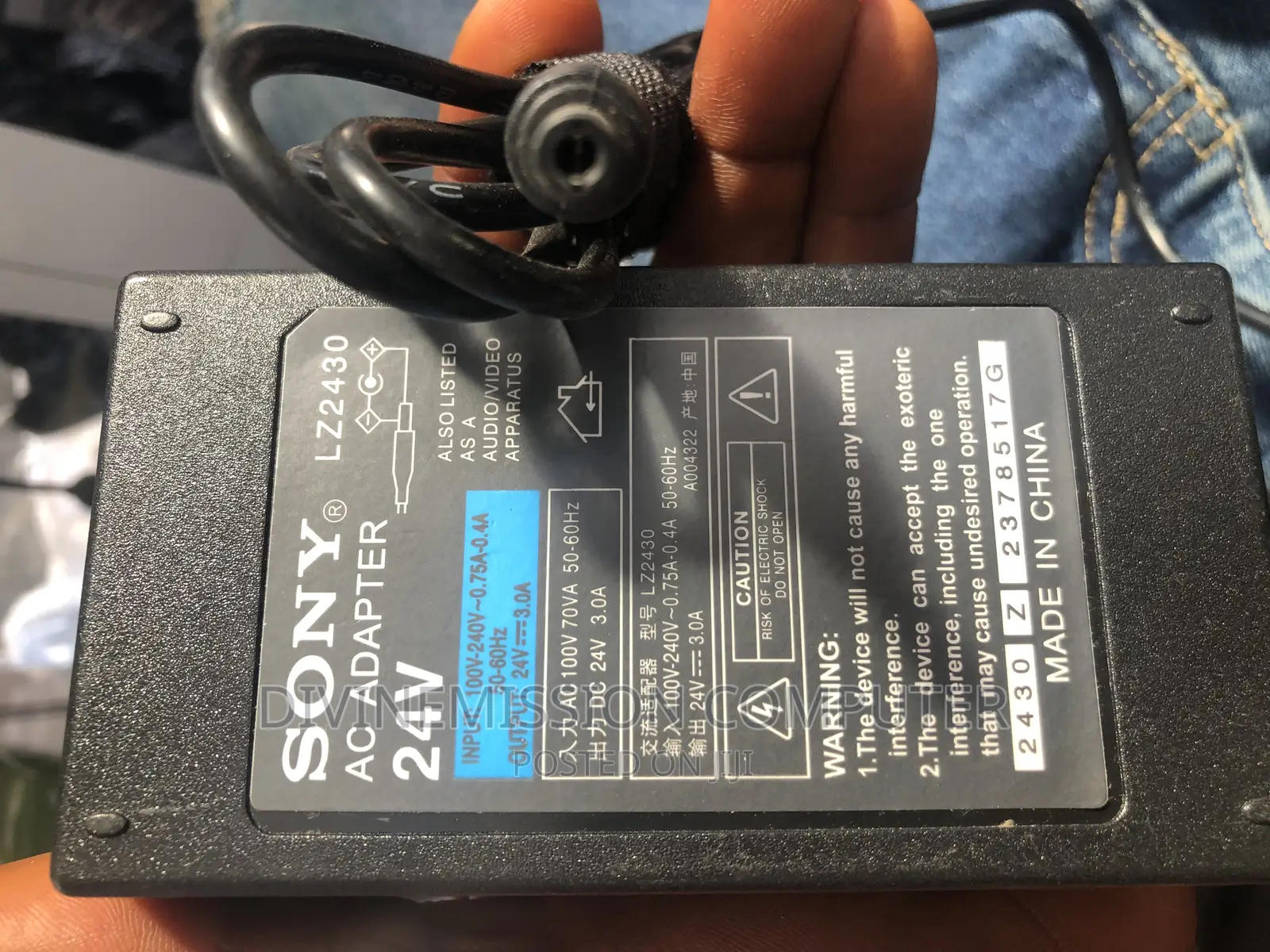 Sony AC ADAPTER 24v==3.0A