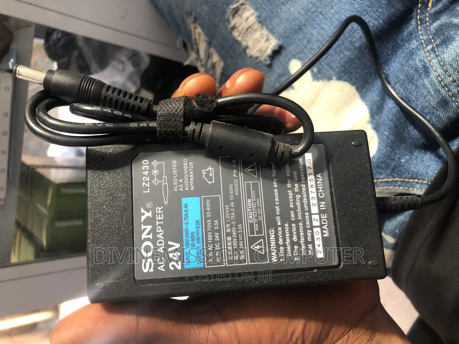 Sony AC ADAPTER 24v==3.0A