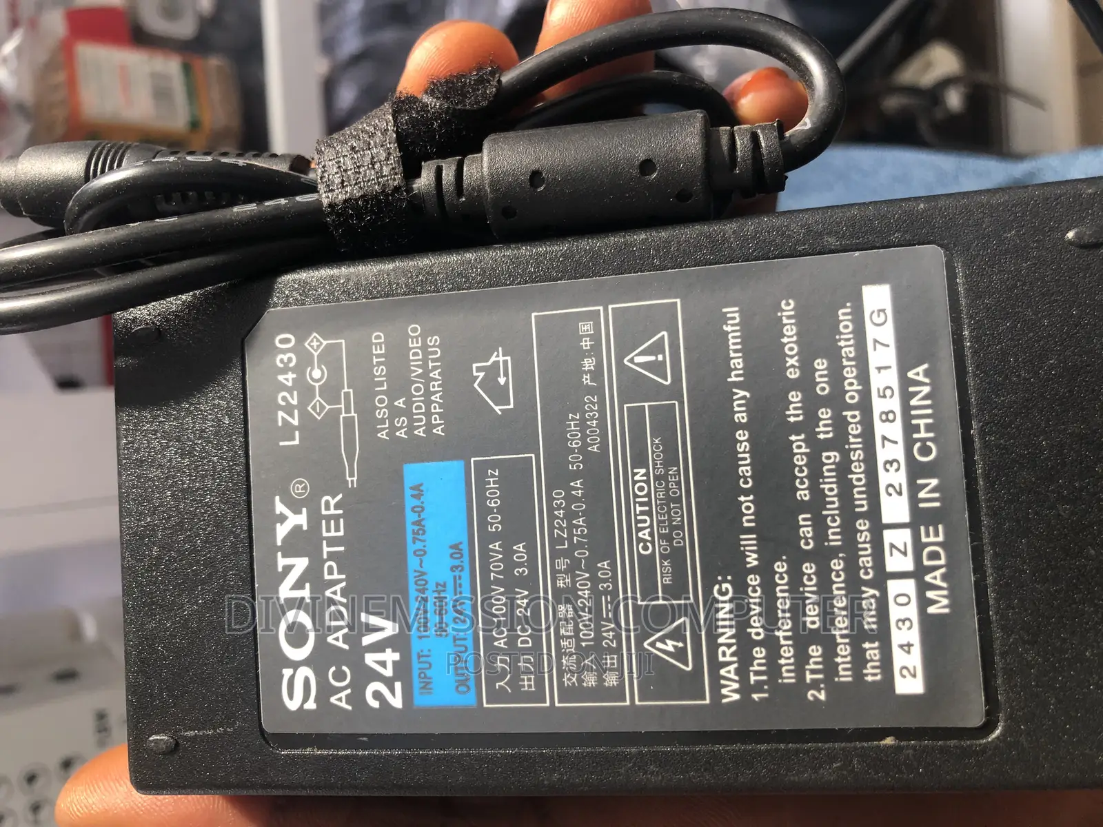 Sony AC ADAPTER 24v==3.0A