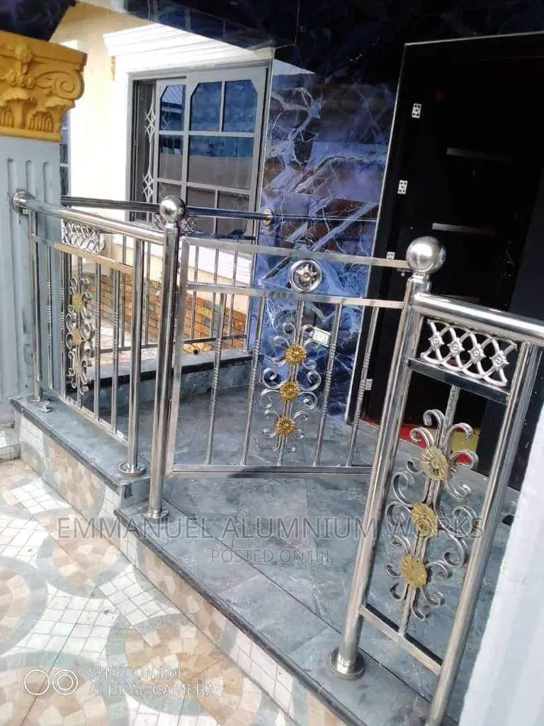 C8 Series 12 Stainless Balustrade