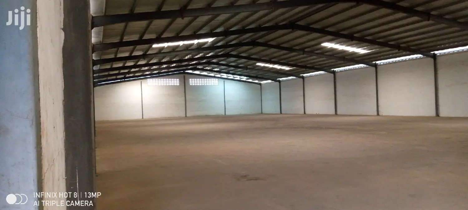 2400m2 WAREHOUSE @ TOR