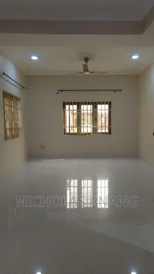 2bdrm Apartment in Dorns Properties, New Town for rent
