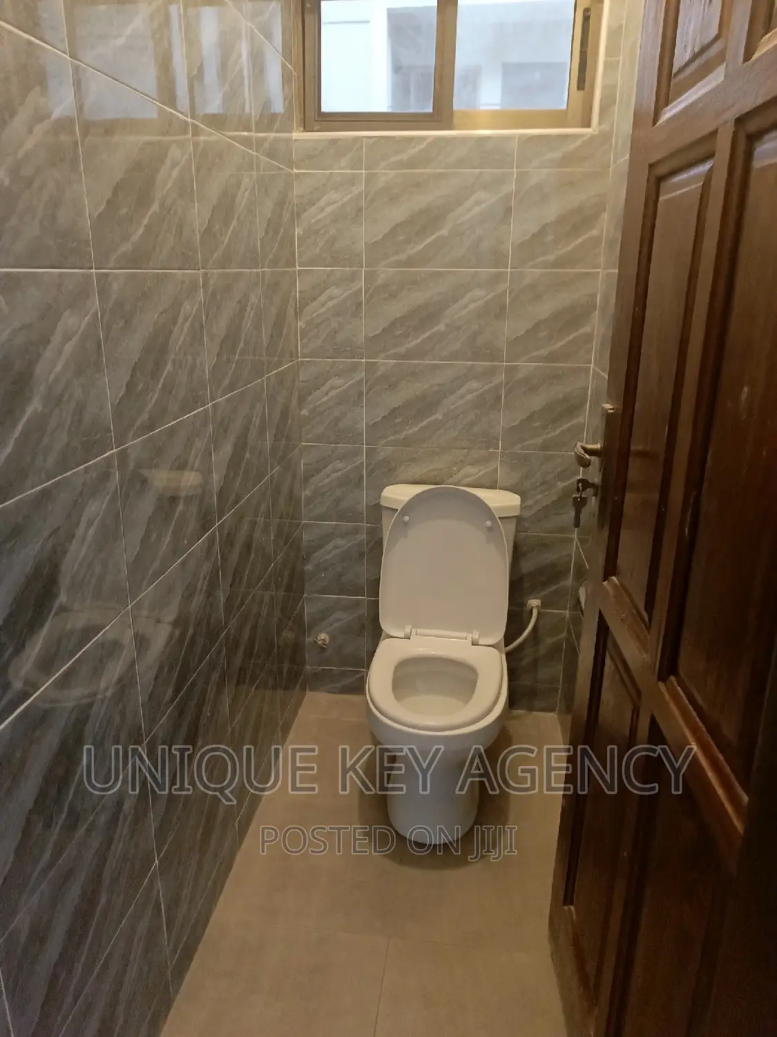 2bdrm Apartment in Unique Key Agency, Dzorwulu for rent