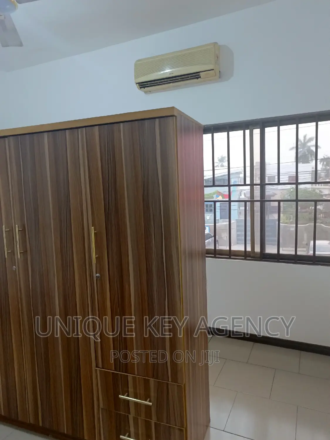 2bdrm Apartment in Unique Key Agency, Dzorwulu for rent