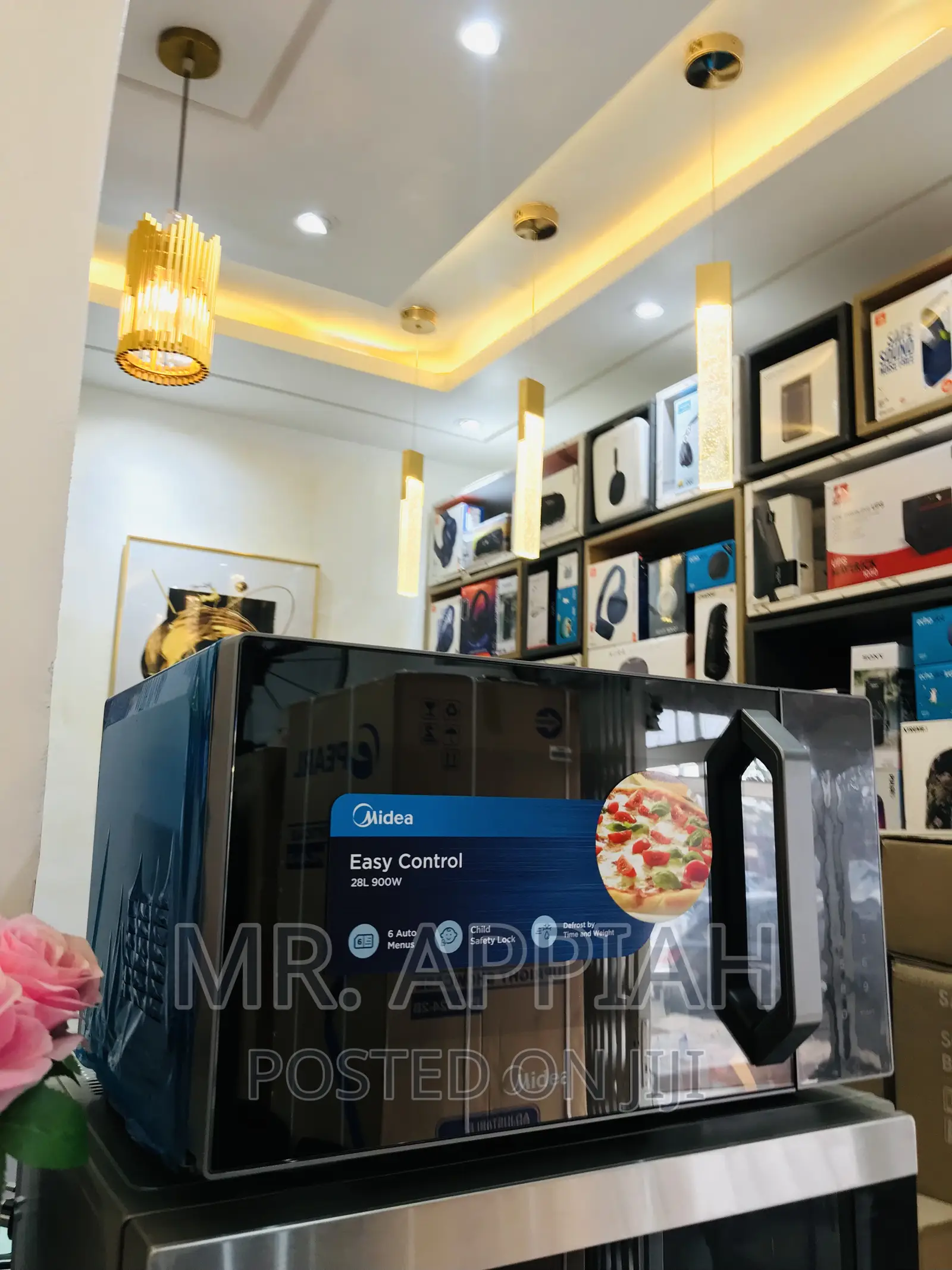 Sealed In Box Midea Em9p032mx Electric Microwave.🙃