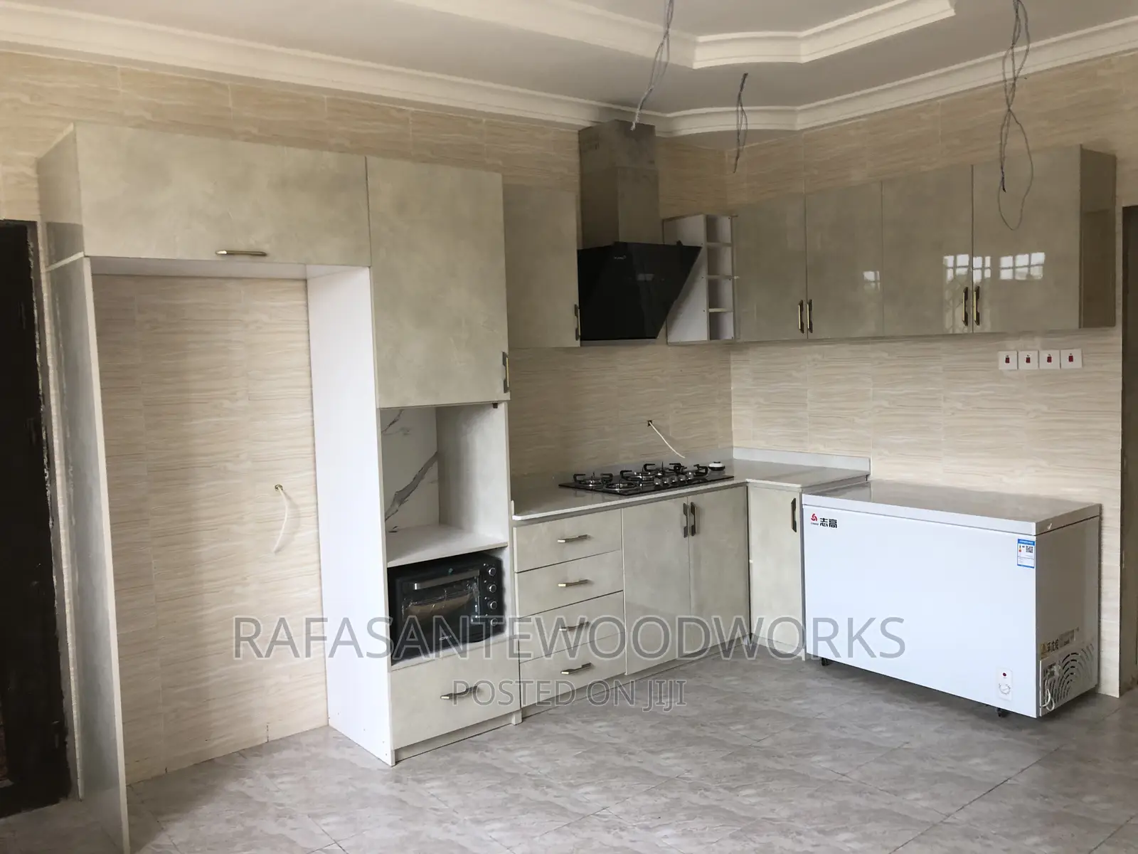 RAF Kitchen Cabinet With MDF and Laminated Plywood