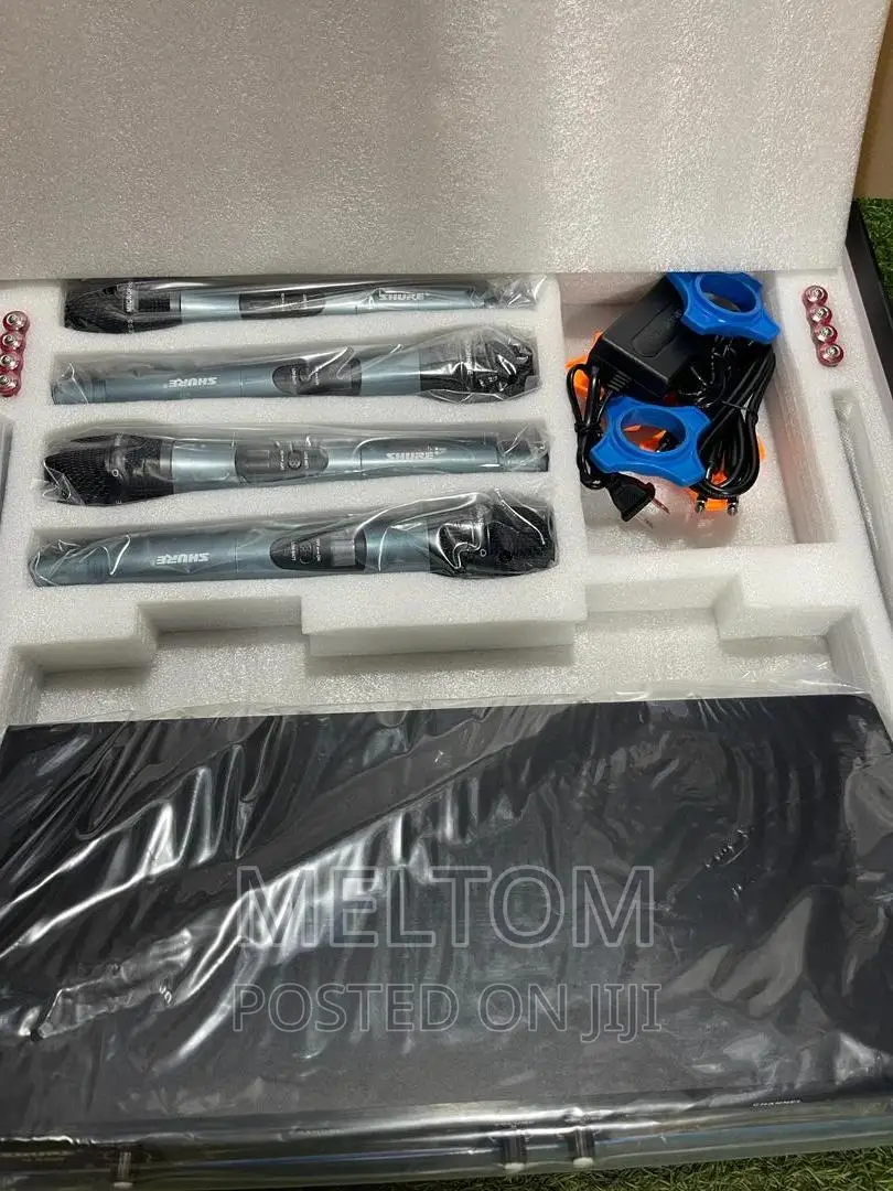 Shure U-6600 4in1 Cordless Microphone