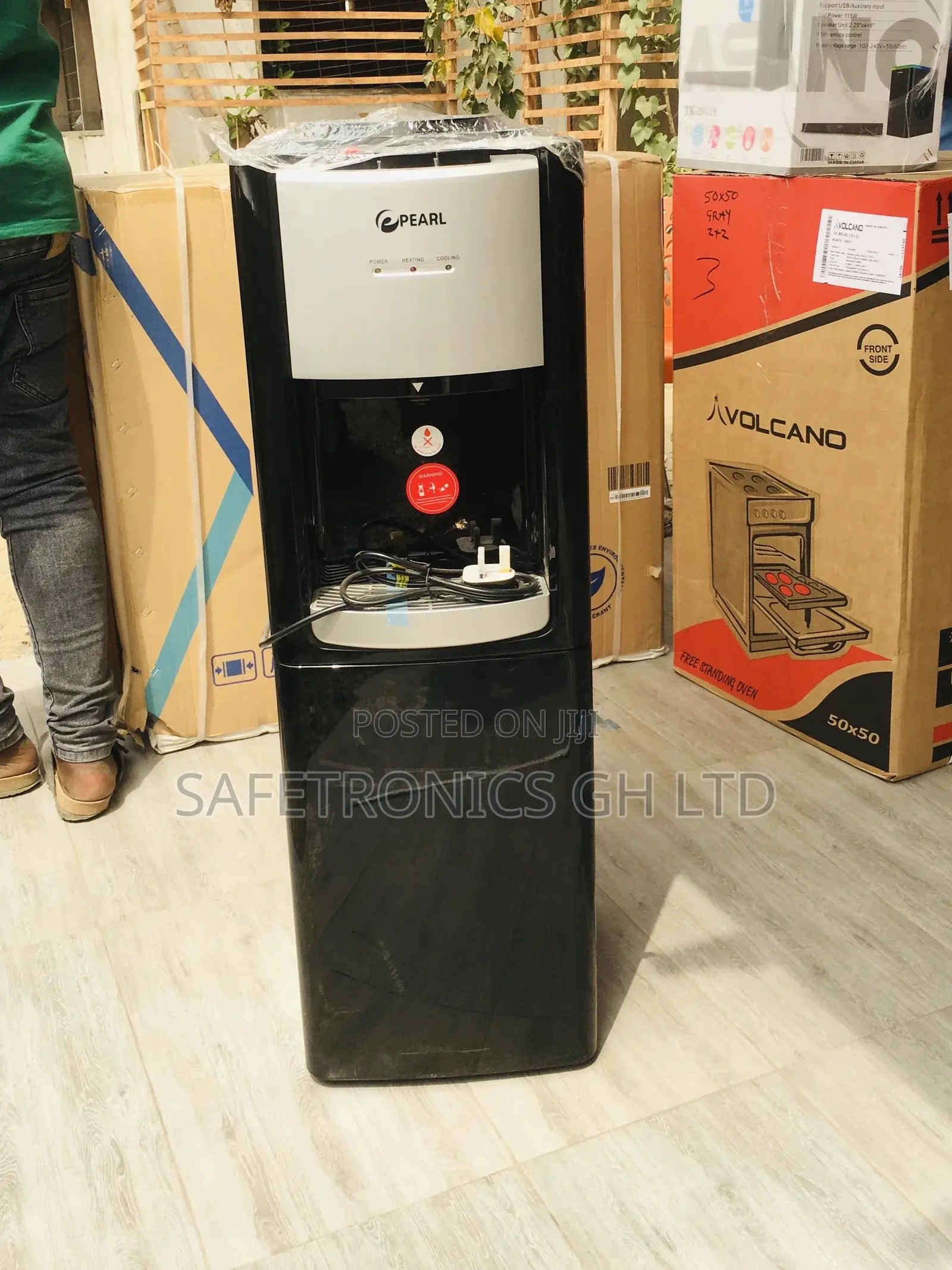 Pearl PWD-2008 Water Dispenser Black Hot/Cold Electric