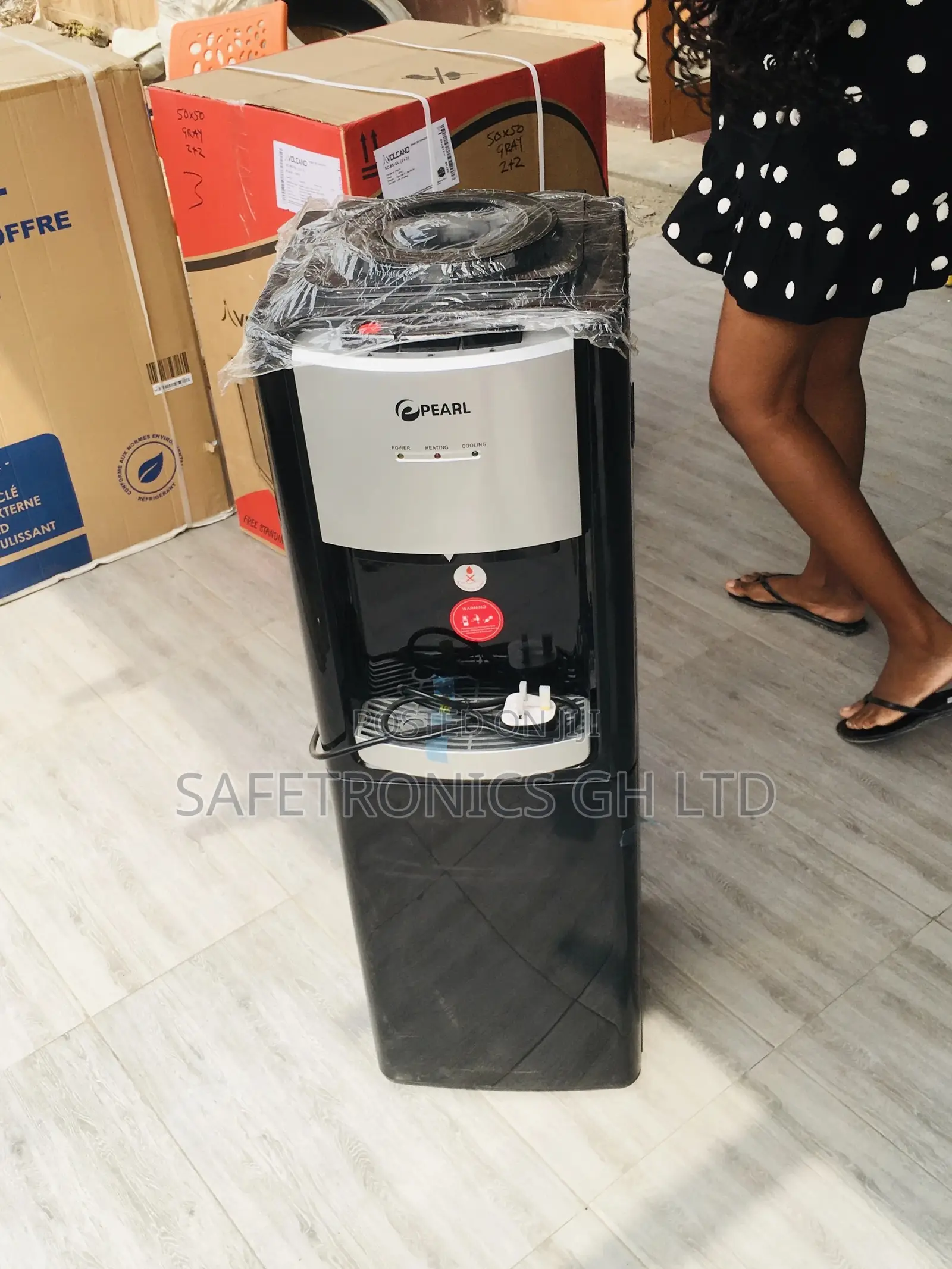 Affordable Pearl PWD-2008 Black Hot/Cold Water Dispenser