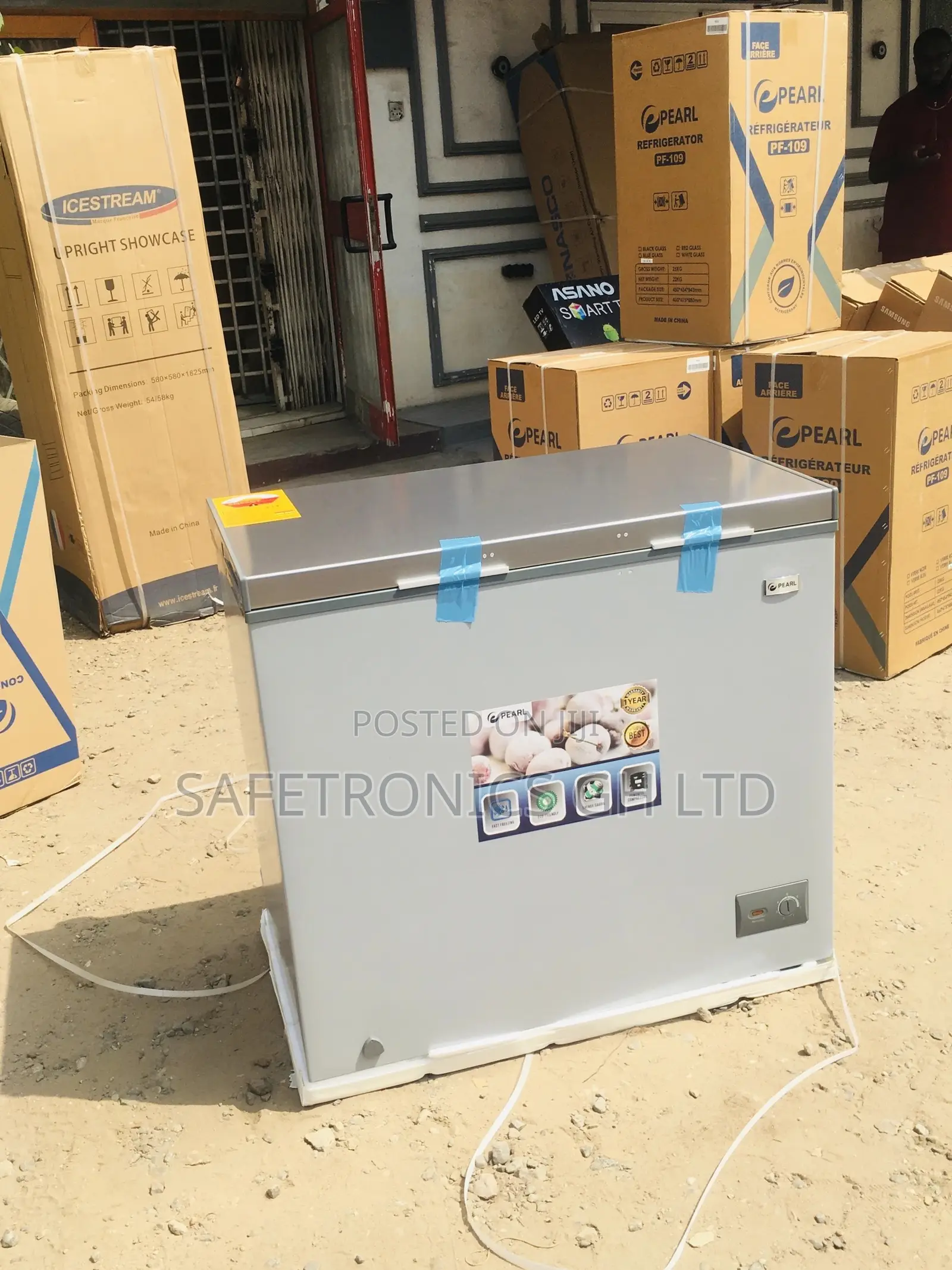 Chestfreezer Electric Pearl PCF-240 Singledoor 200 Liters