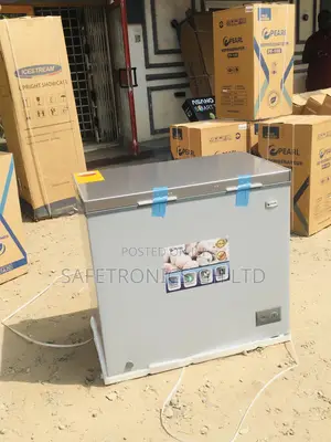 Chestfreezer Electric Pearl PCF-240 Singledoor 200 Liters